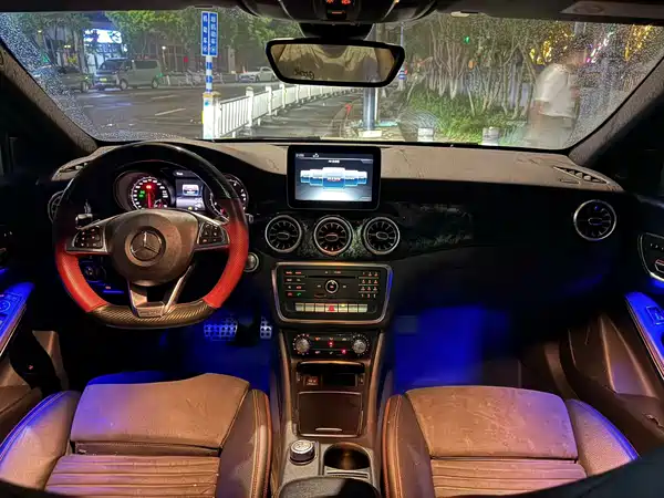 Mercedes-Benz CLA 2018