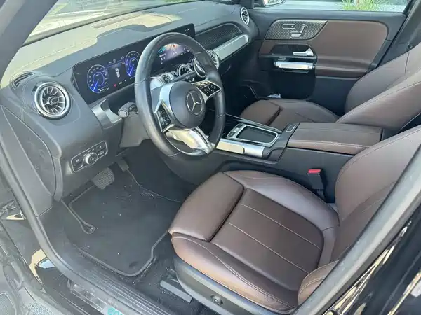 Mercedes-Benz EQB 2024