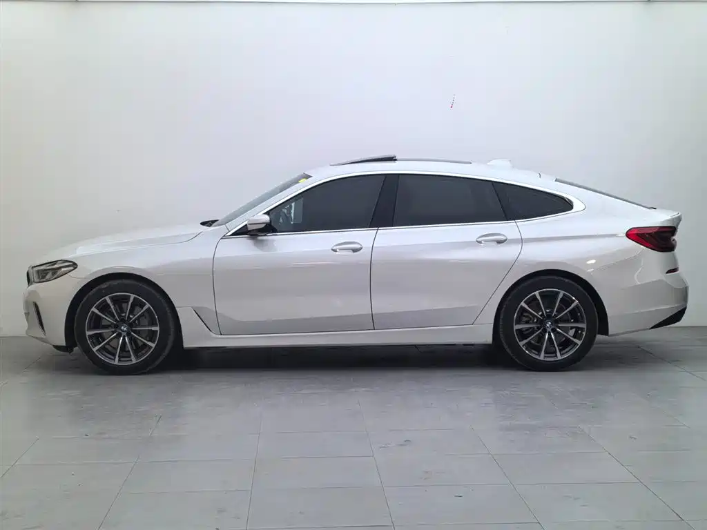 BMW 6 Series GT 2024 — фото 3