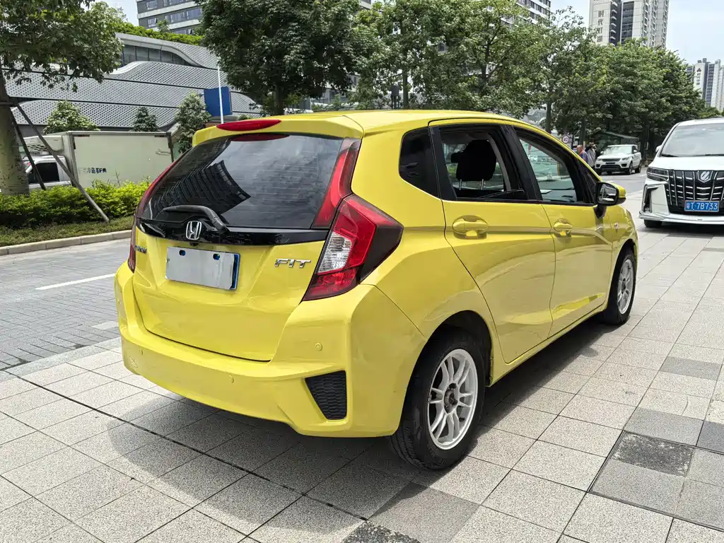 Honda Fit 2015