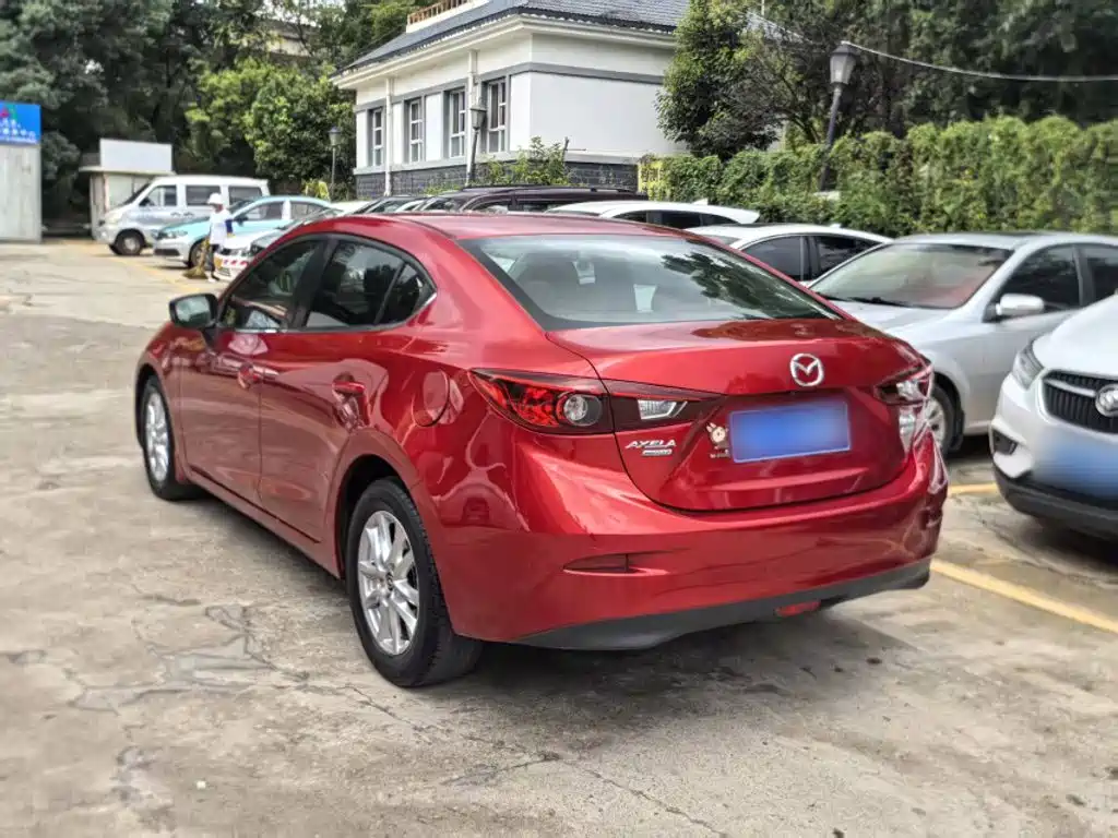 Mazda 3 Angkesela 2015