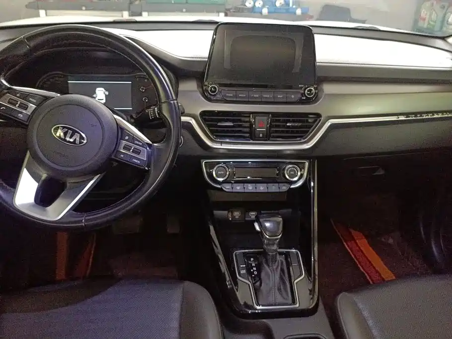 Kia Sportage 2018 — фото 12