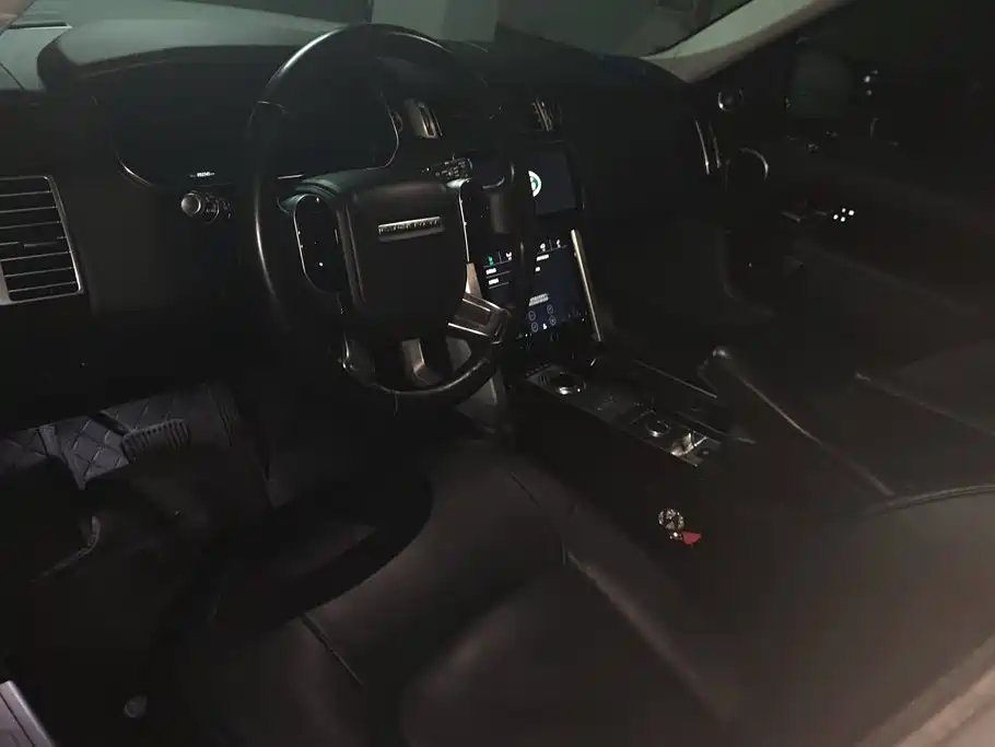 Land Rover Range Rover 2020 — фото 12