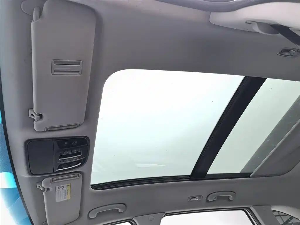 Kia Sorento 2017 — фото 14