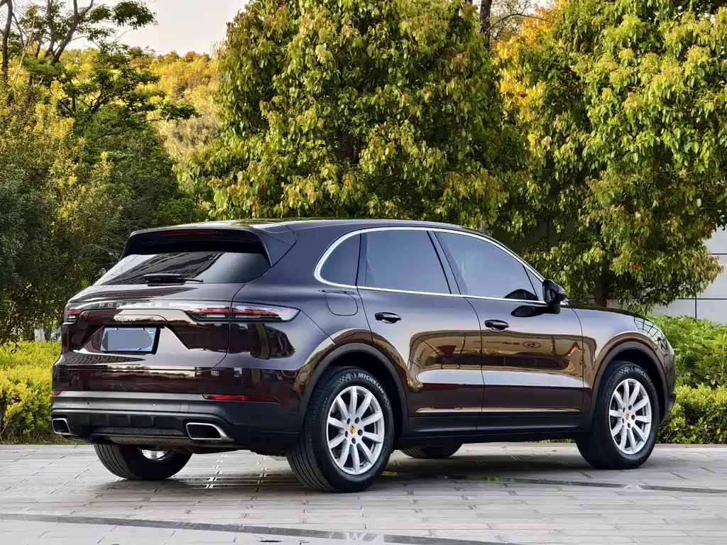 Porsche Cayenne 2018 — фото 4