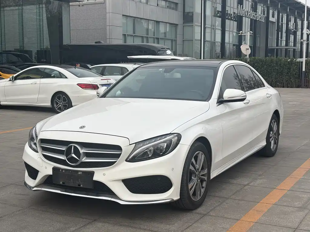 Mercedes-Benz C-Class 2017 — фото 1