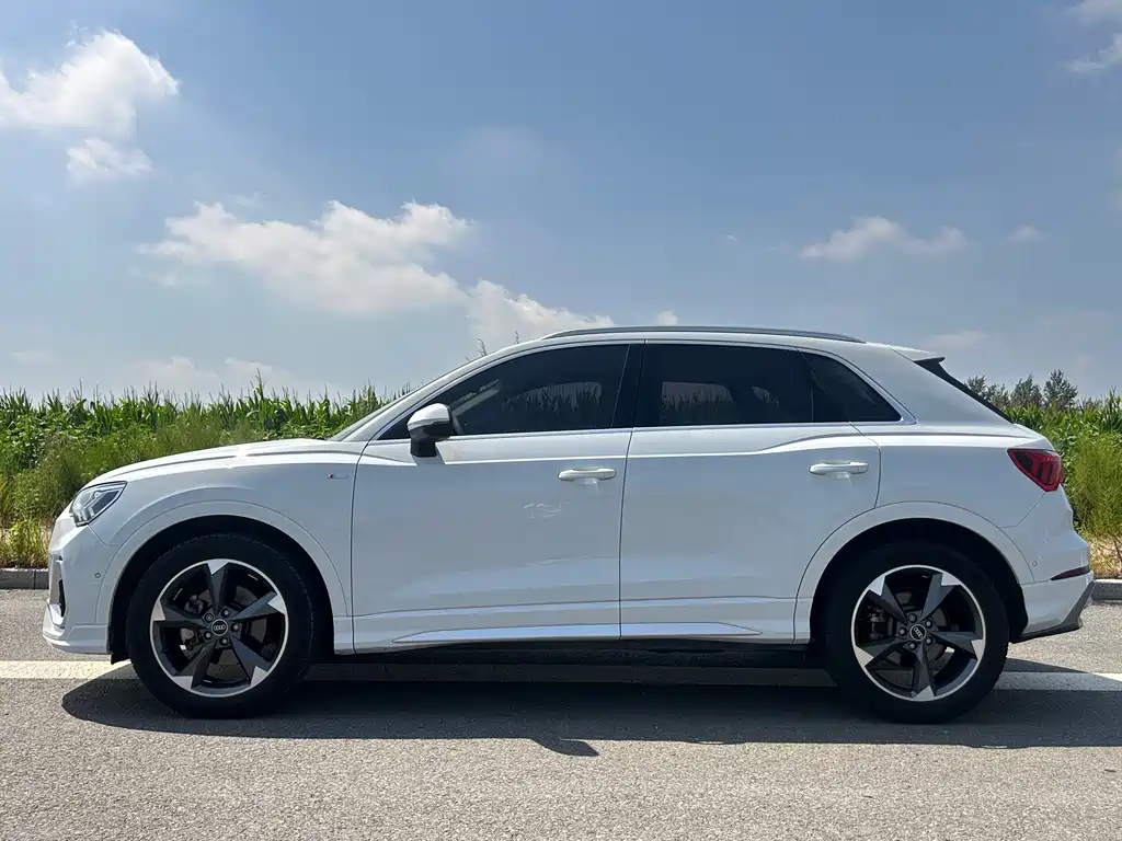 Audi Q3 2022