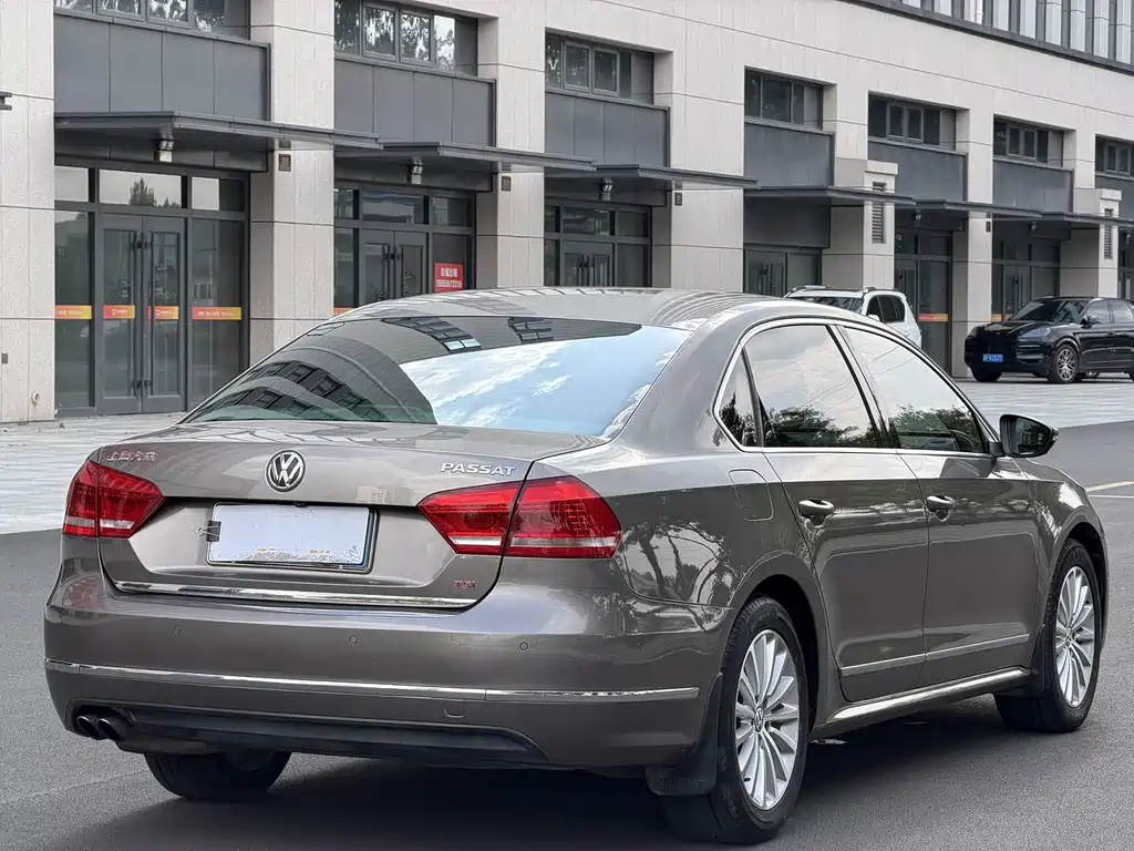 Volkswagen Passat 2013