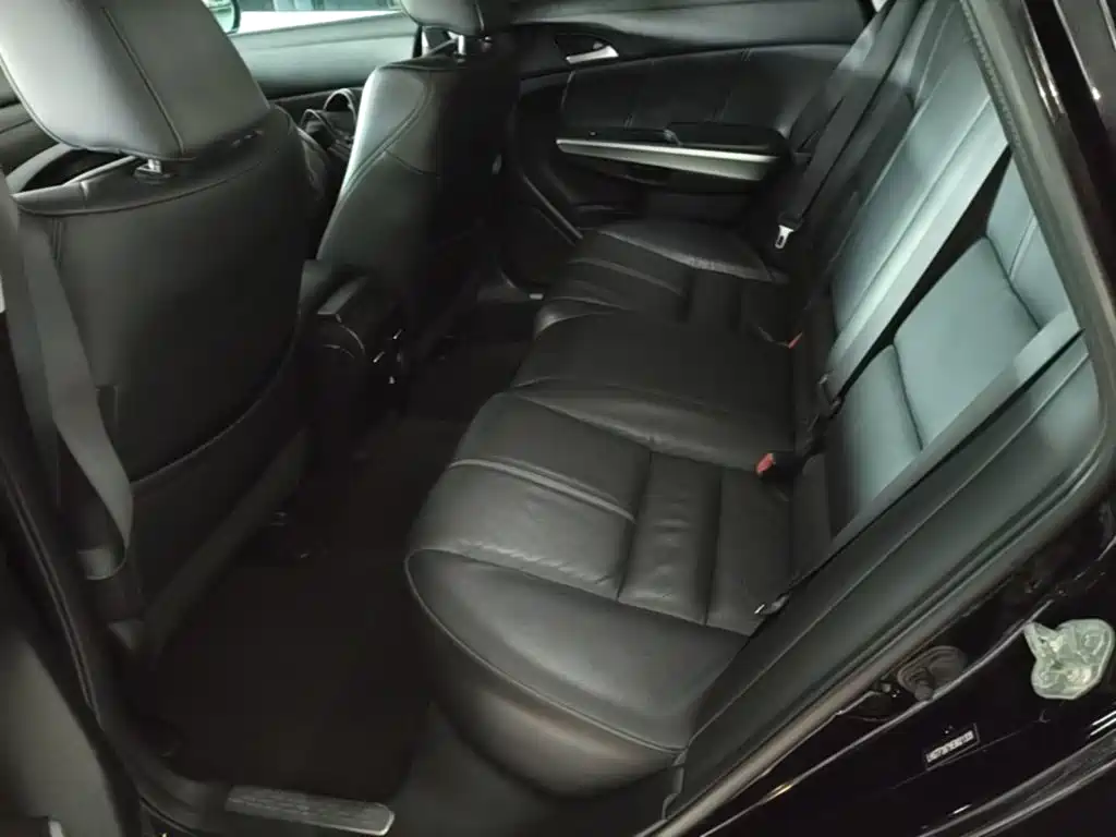 Honda Crosstour 2015 — фото 17