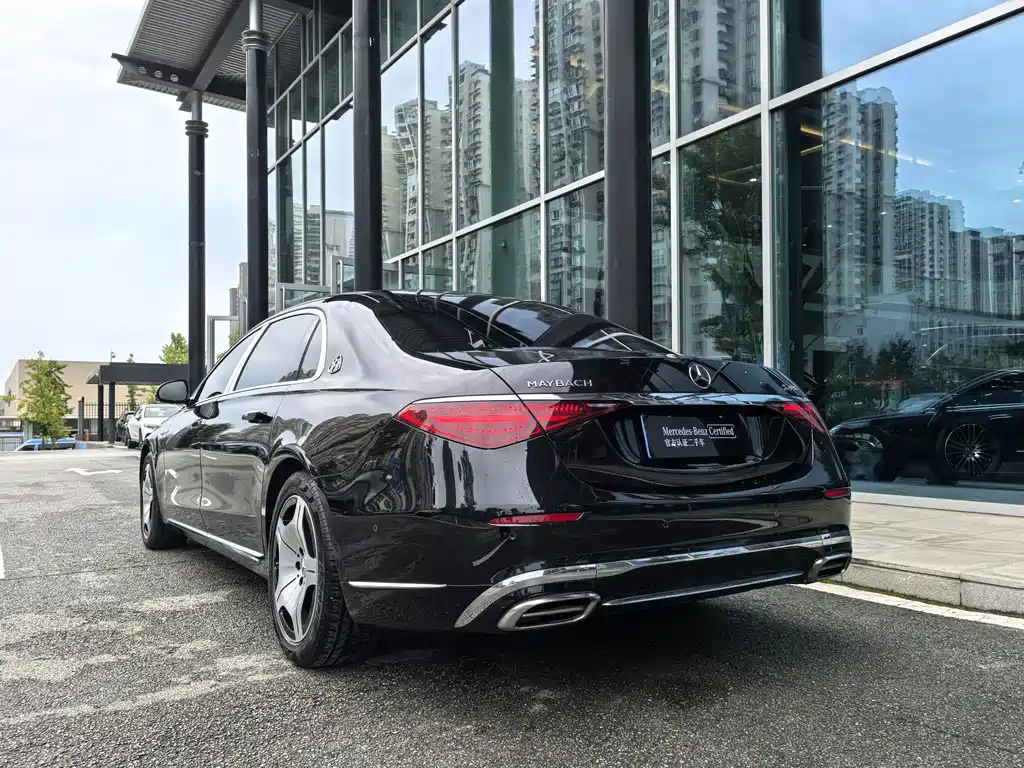 Mercedes-Benz Maybach S-Class 2023 — фото 22