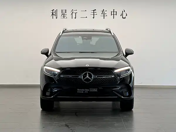 Mercedes-Benz GLC 2025