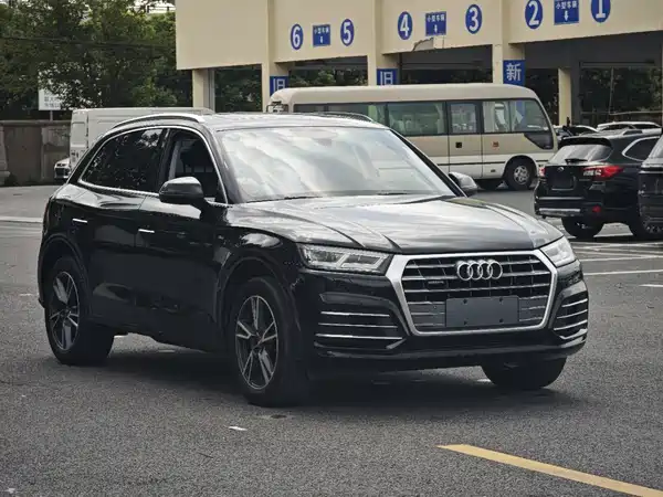 Audi Q5L 2019