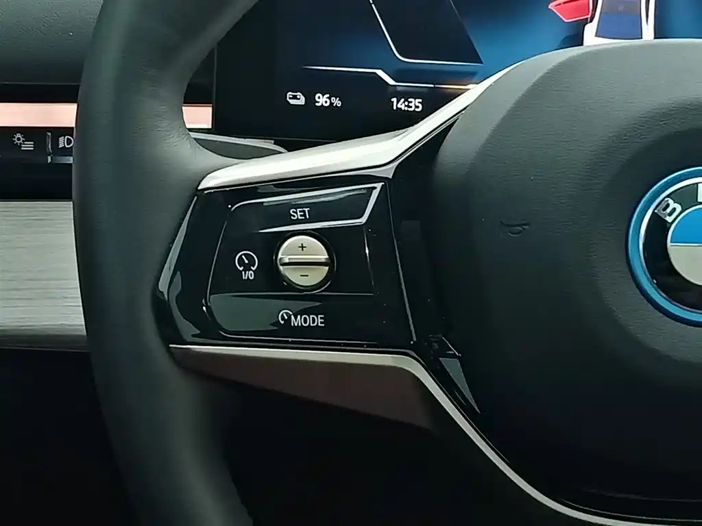 BMW i5 2025 — фото 15