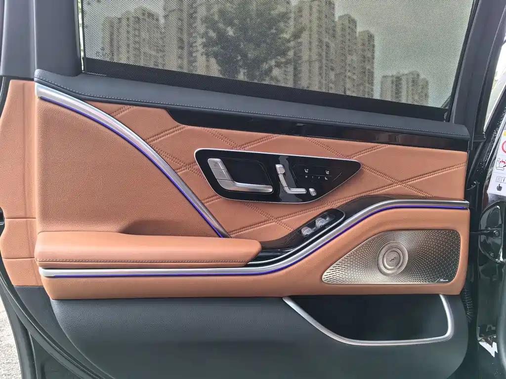 Mercedes-Benz Maybach S-Class 2023 — фото 10