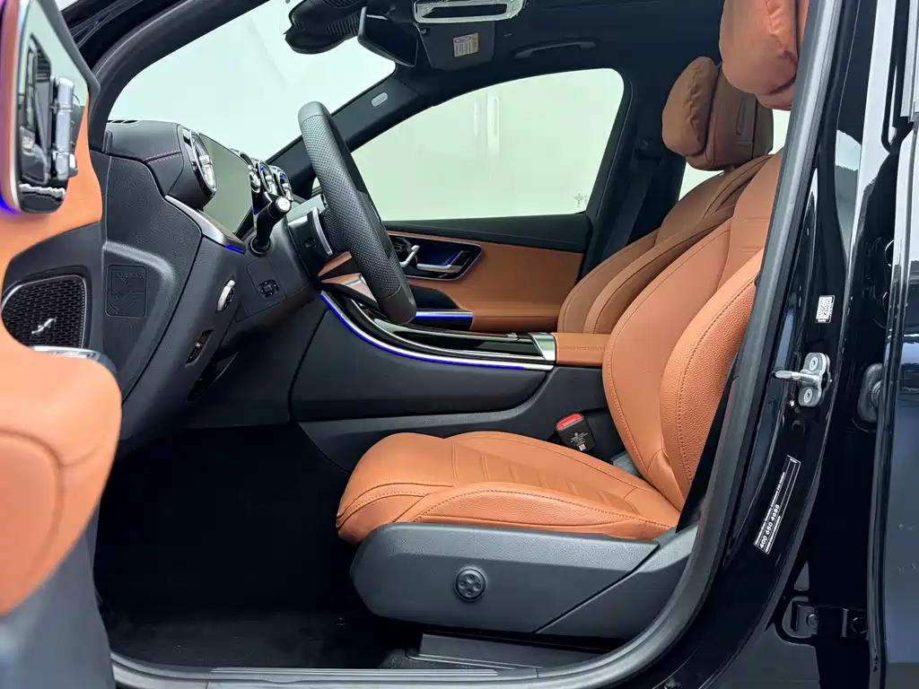 Mercedes-Benz GLC 2025 — фото 12