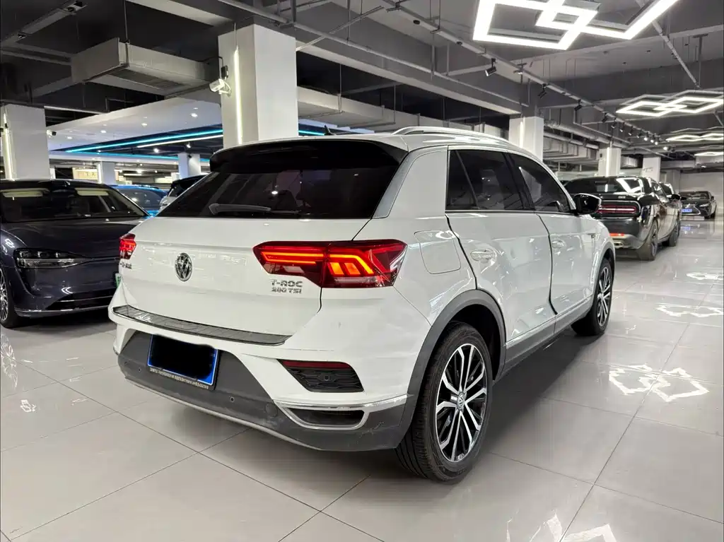 Volkswagen T-Roc 2019