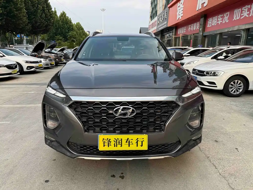 Hyundai Santa Fe 2019 — фото 2