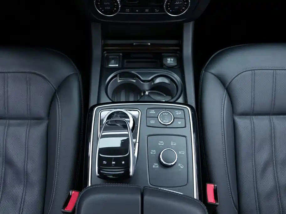 Mercedes-Benz GLS 2018 — фото 13