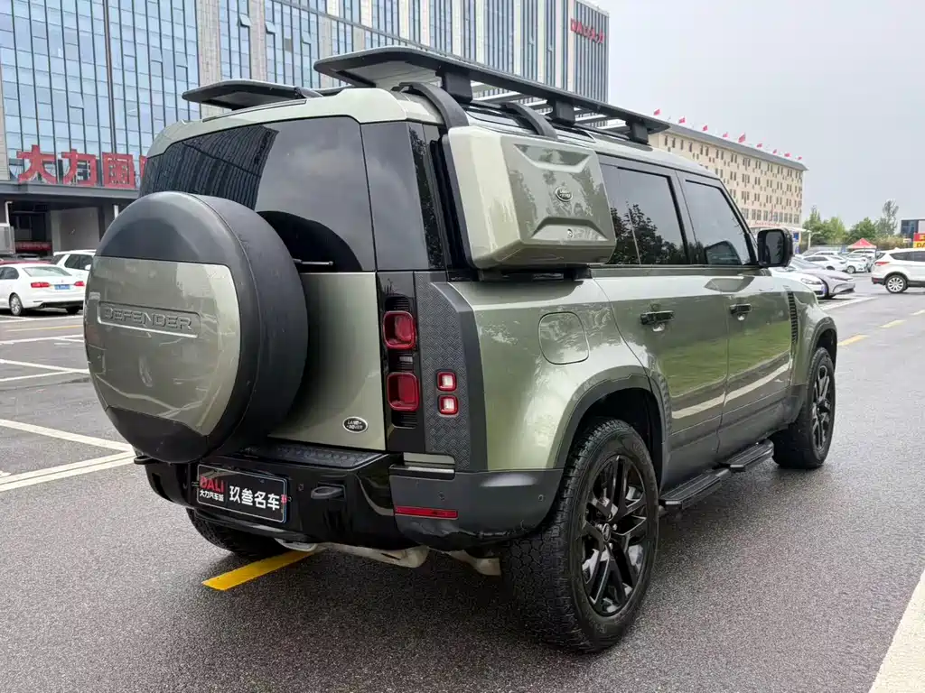 Land Rover Defender 2021 — фото 5