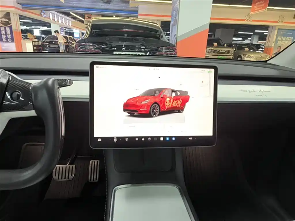 Tesla Model Y 2023 — фото 13
