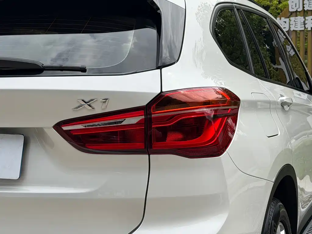 BMW X1 2017 — фото 21