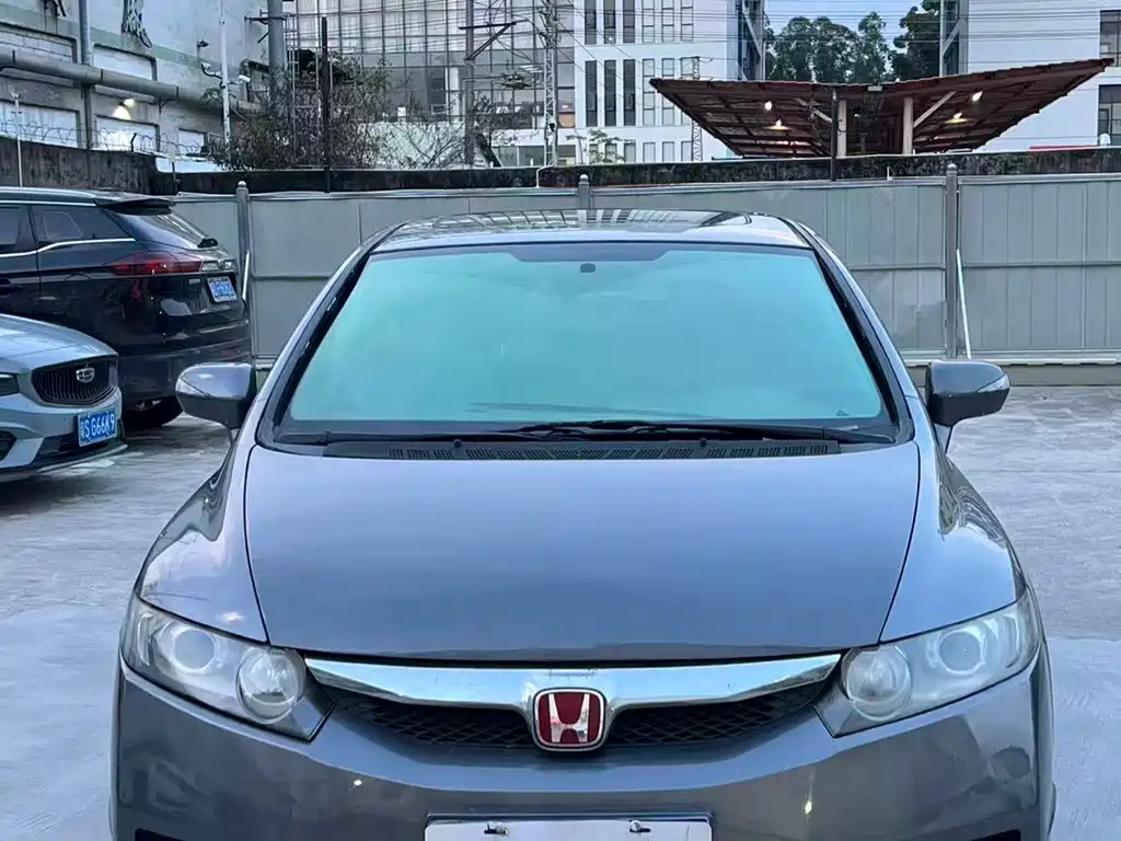Honda Civic 2009 — фото 2