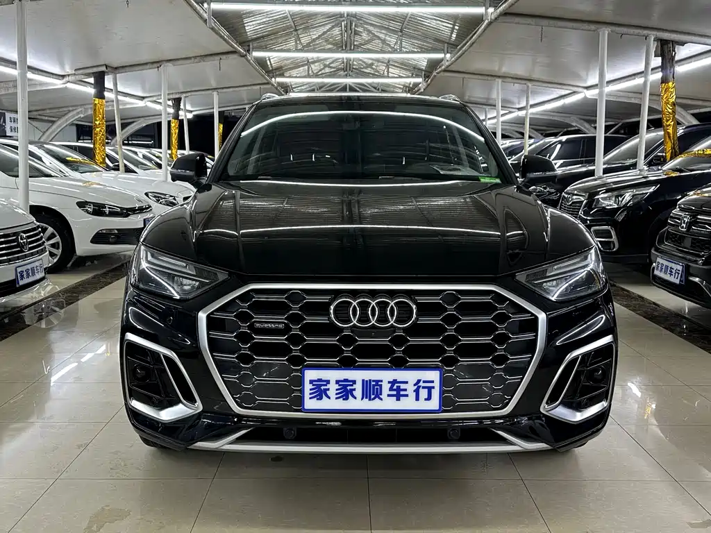 Audi Q5L 2022 — фото 2