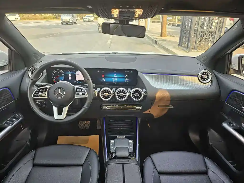 Mercedes-Benz GLA 2021 — фото 11