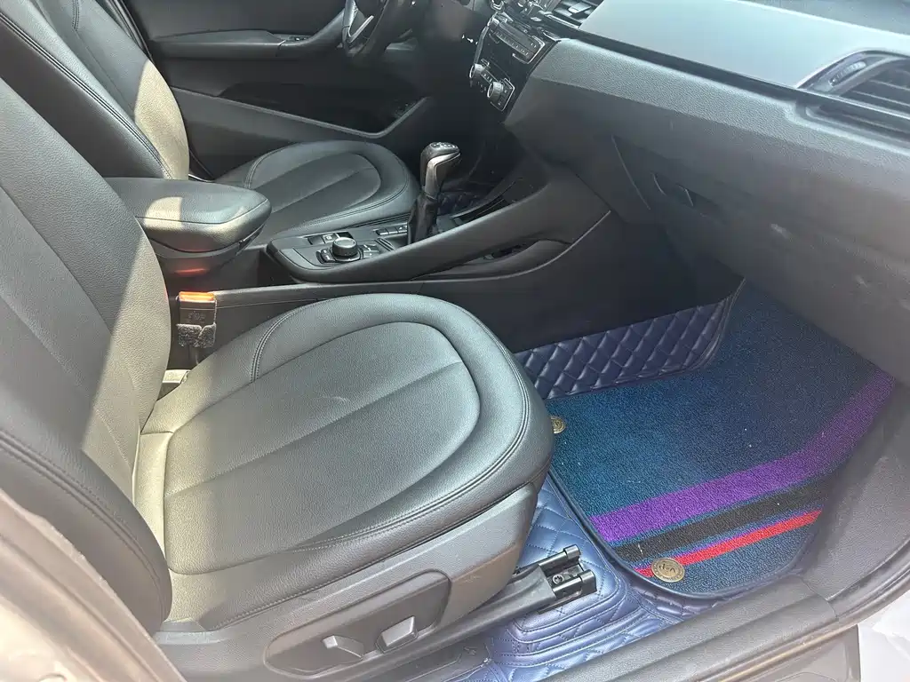 BMW X1 2017 — фото 9