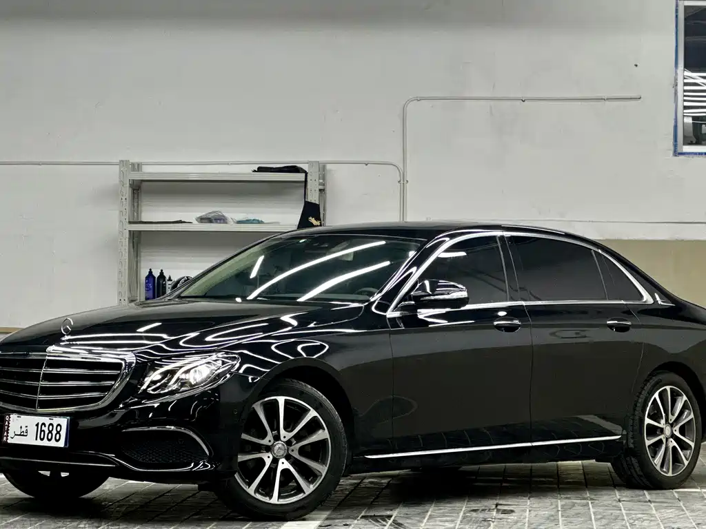 Mercedes-Benz E-Class 2017 — фото 1