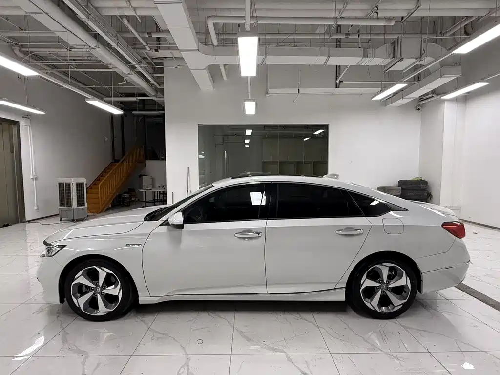 Honda Accord 2021 — фото 3