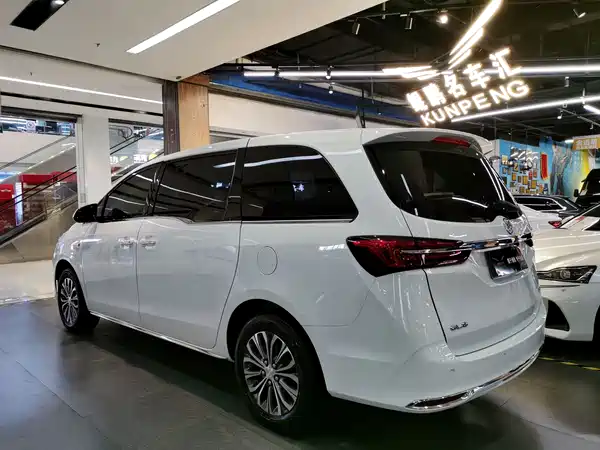 Buick GL8 2025