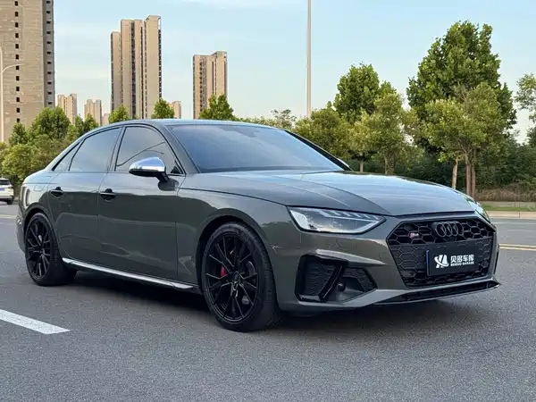 Audi S4 2024