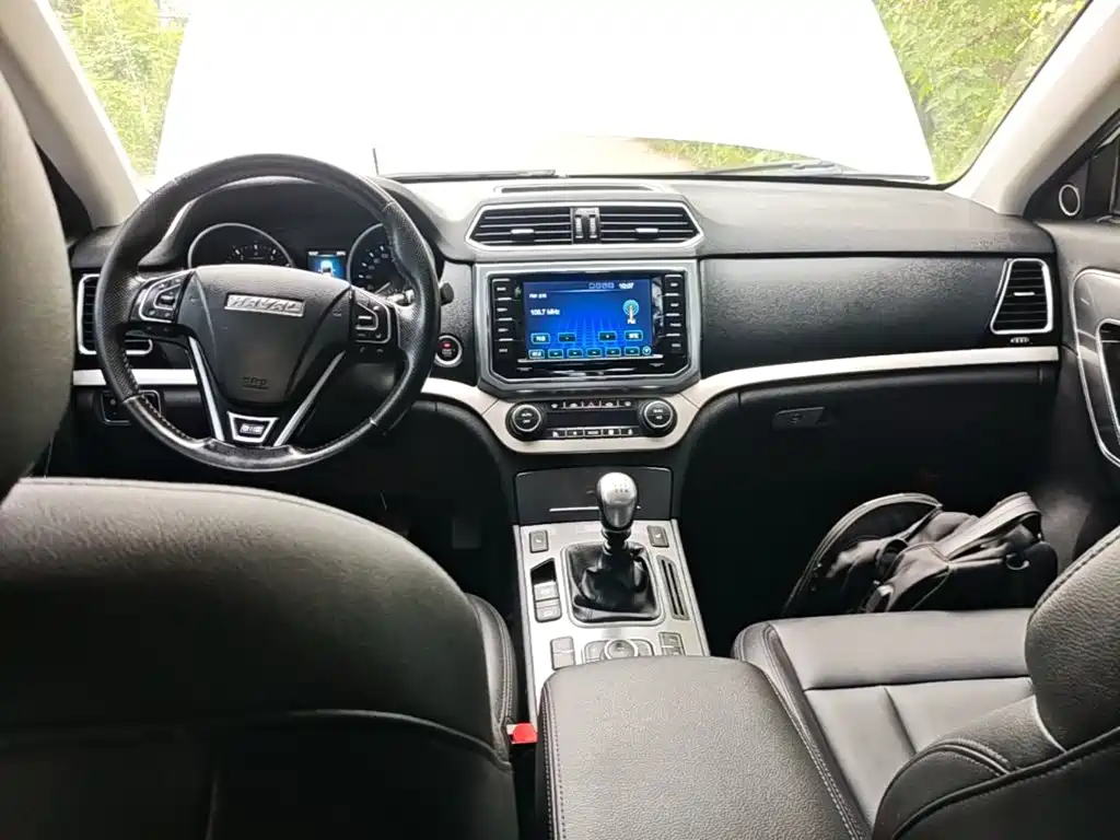 Haval H6 Coupe 2015 — фото 10