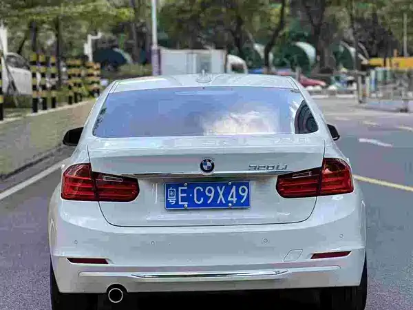BMW 3 Series 2015