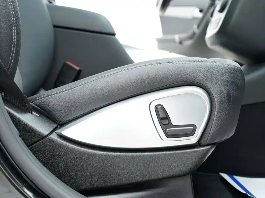 Mercedes-Benz R-Class 2015 — фото 20