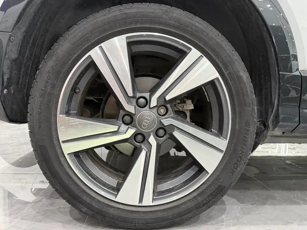 Audi Q2L 2022