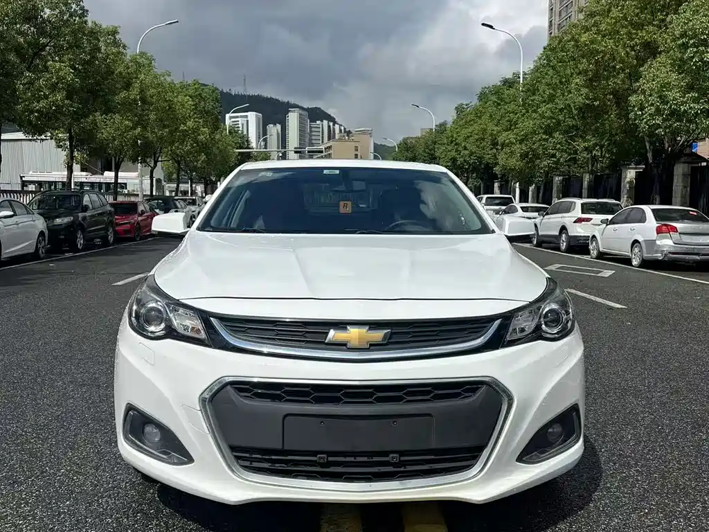 Chevrolet Malibu 2019 — фото 2