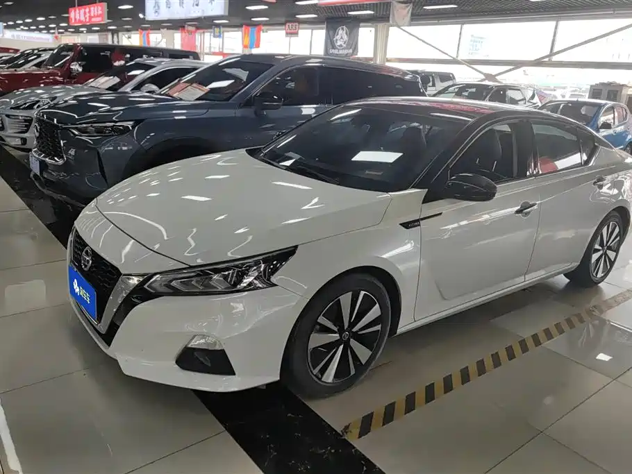 Nissan Teana 2021 — фото 1