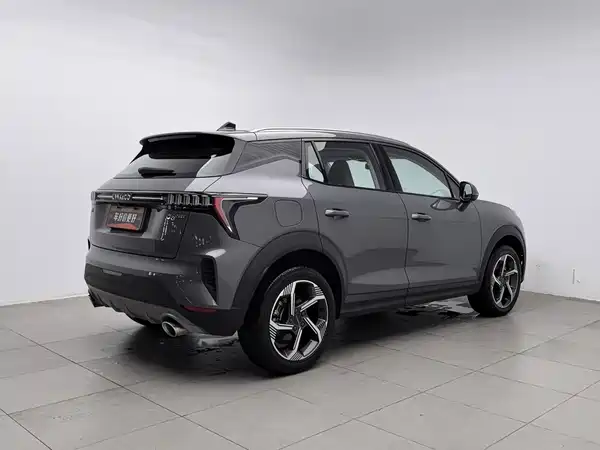 Lynk & Co 06 EM-P 2021