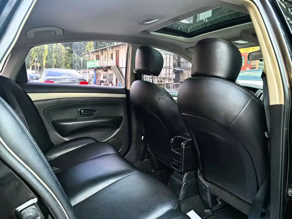 Nissan Sylphy 2019 — фото 13