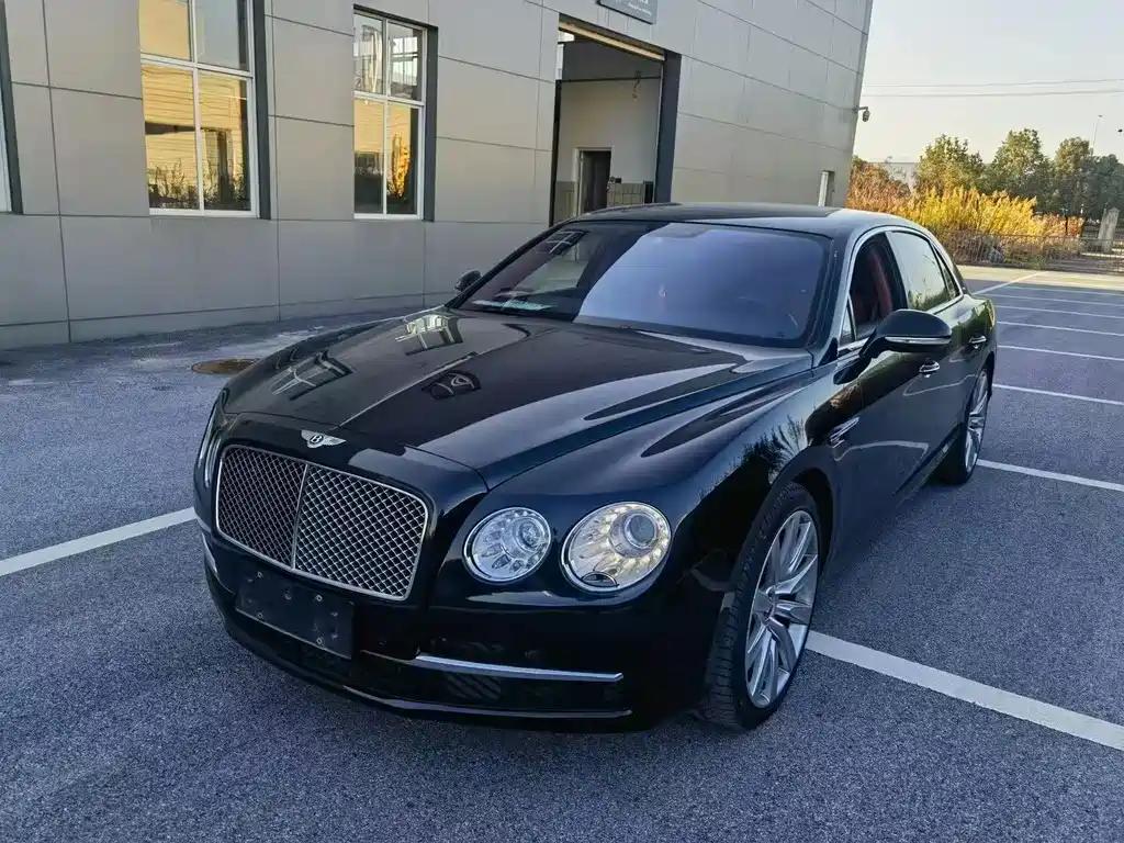 Bentley Flying Spur 2014 — фото 1