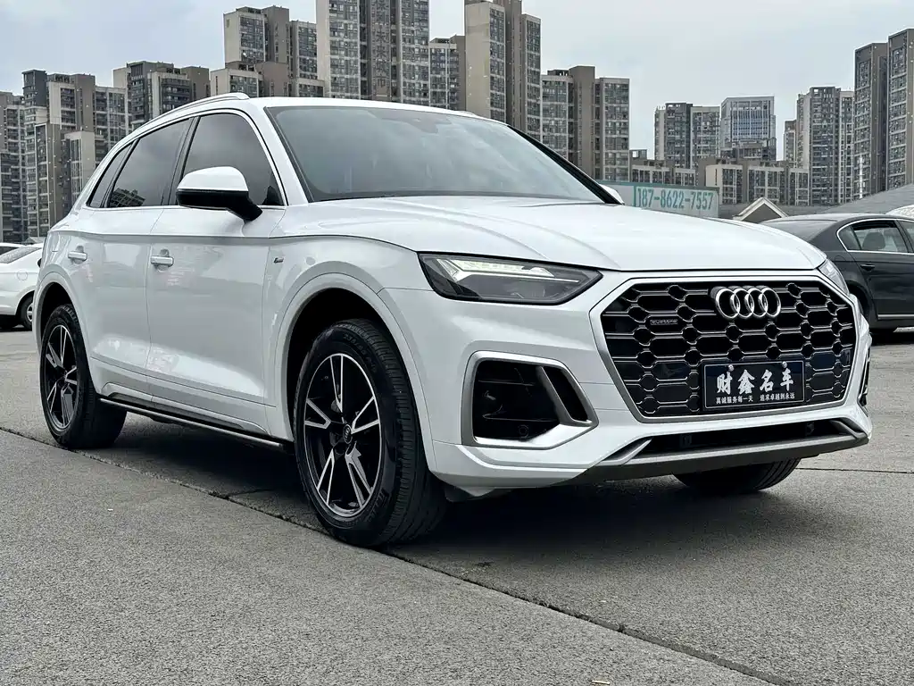 Audi Q5L 2024 — фото 3