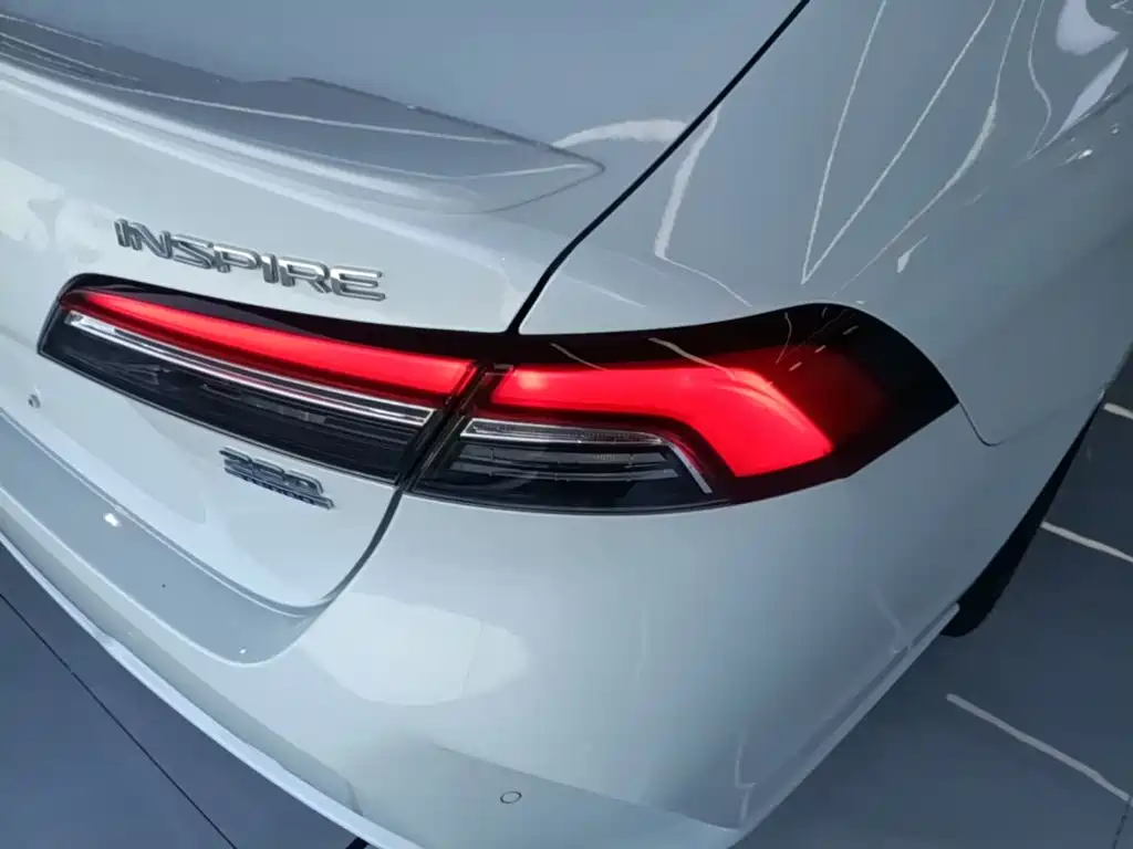 Honda Inspire 2023 — фото 8