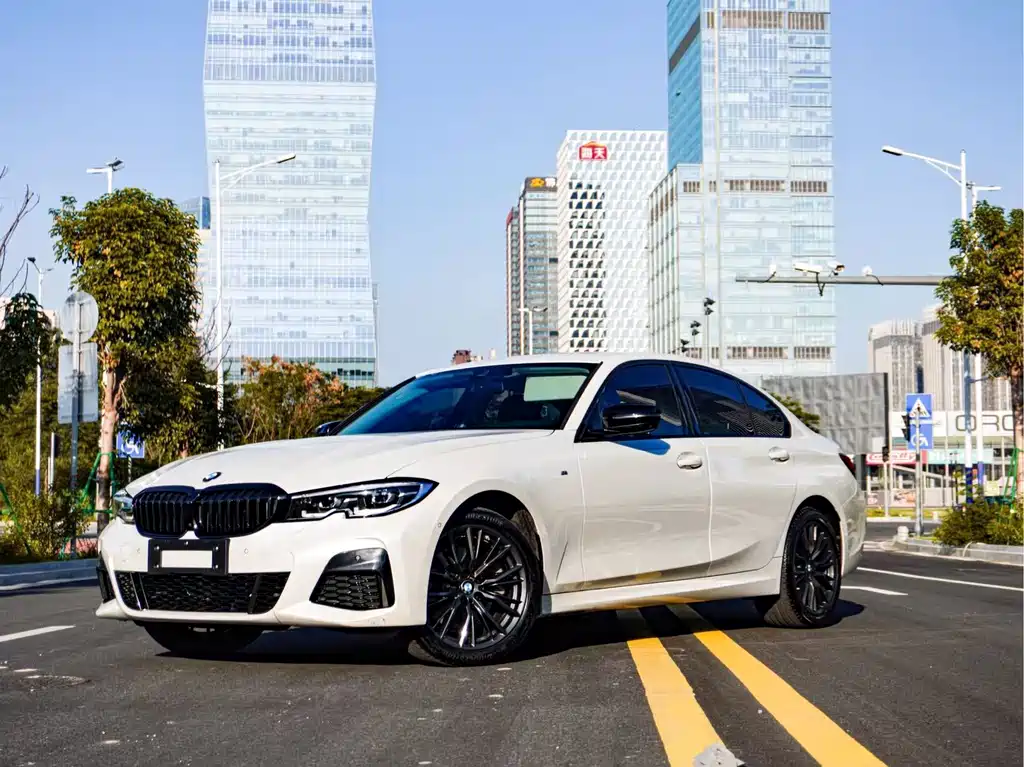 BMW 3 Series 2021