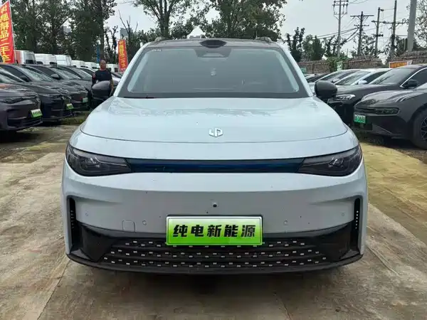 Leapmotor C16 2025