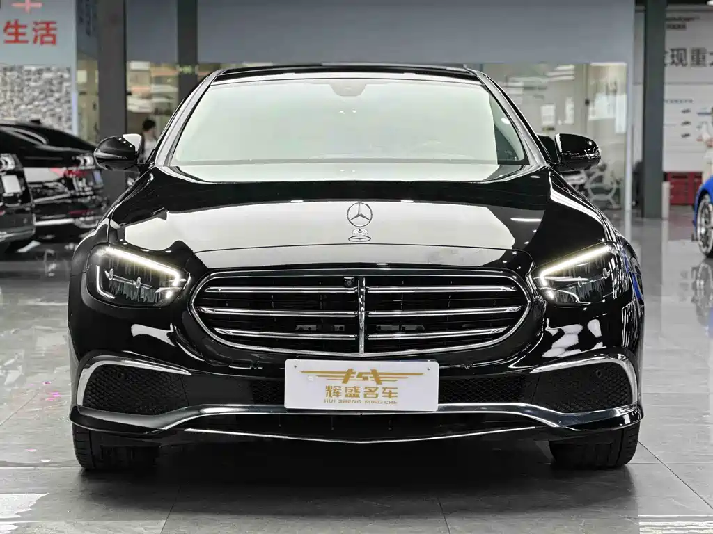 Mercedes-Benz E-Class 2023 — фото 2