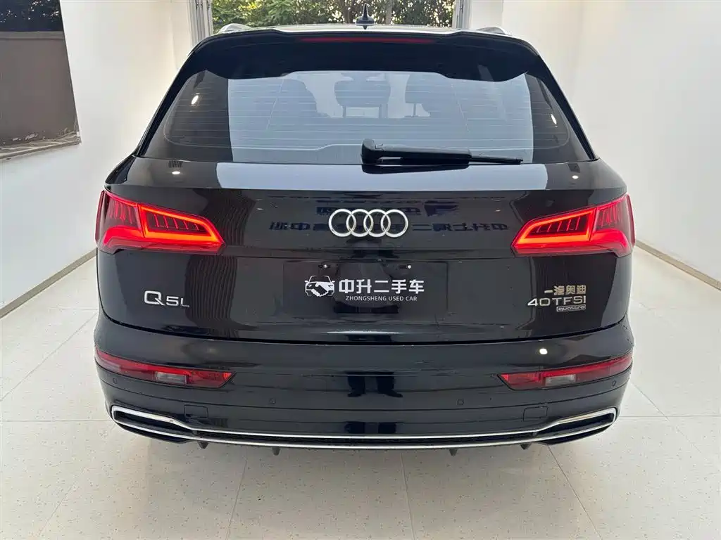 Audi Q5L 2020 — фото 4