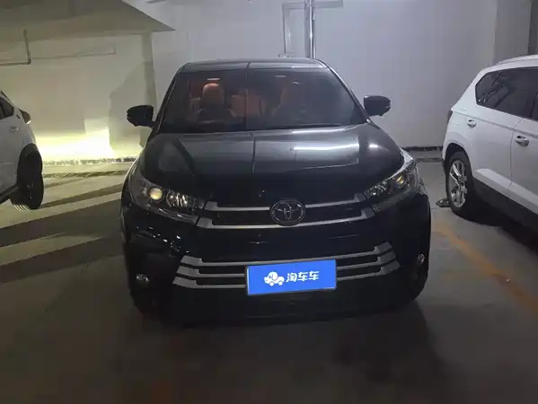 Toyota Highlander 2020
