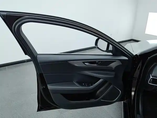 Jaguar XEL 2021
